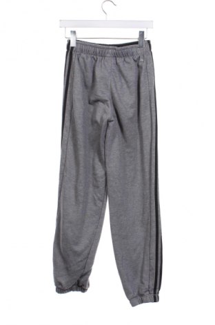 Pantaloni trening de bărbați Adidas, Mărime S, Culoare Gri, Preț 134,87 Lei