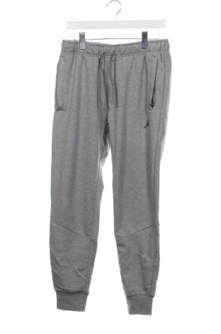 Pantaloni trening de bărbați Air Jordan Nike, Mărime S, Culoare Gri, Preț 250,17 Lei