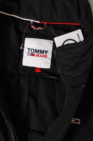 Мъжко яке Tommy Jeans, Размер L, Цвят Черен, Цена 222,99 лв.