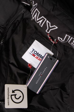 Geacă de bărbati Tommy Jeans, Mărime M, Culoare Negru, Preț 1.365,99 Lei