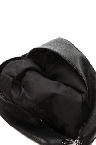 Kosmetiktasche Calvin Klein, Farbe Schwarz, Preis 36,79 €