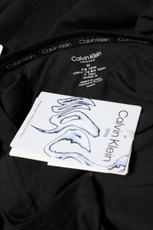 Pyjama Calvin Klein, Größe M, Farbe Mehrfarbig, Preis 50,49 €