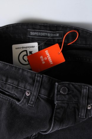 Пола Superdry, Размер L, Цвят Сив, Цена 25,99 лв.