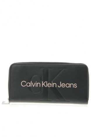 Портмоне Calvin Klein Jeans, Цвят Черен, Цена 57,49 лв.