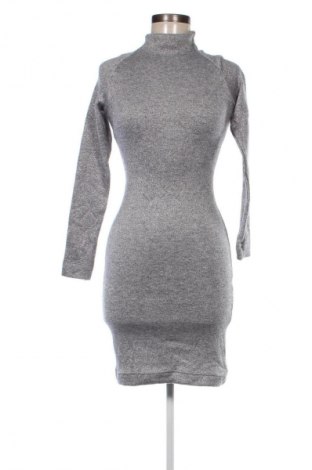 Kleid, Größe S, Farbe Grau, Preis 4,49 €