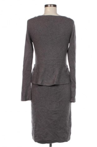 Kleid Comma,, Größe M, Farbe Grau, Preis 22,99 €