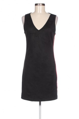 Rochie Guess, Mărime M, Culoare Negru, Preț 322,70 Lei