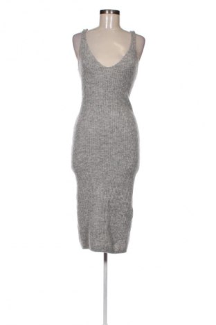 Kleid H&M, Größe M, Farbe Grau, Preis 14,83 €