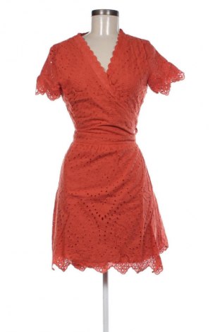 Kleid Irl, Größe M, Farbe Rot, Preis 23,71 €