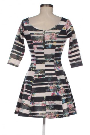 Kleid Lipsy London, Größe XS, Farbe Mehrfarbig, Preis € 20,18