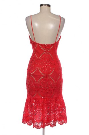 Kleid Love Triangle, Größe M, Farbe Rot, Preis 41,99 €