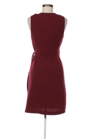 Kleid Mint & Berry, Größe M, Farbe Rot, Preis 16,00 €