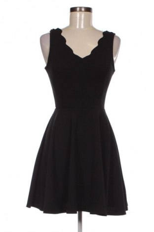 Kleid New Look, Größe M, Farbe Schwarz, Preis 17,60 €