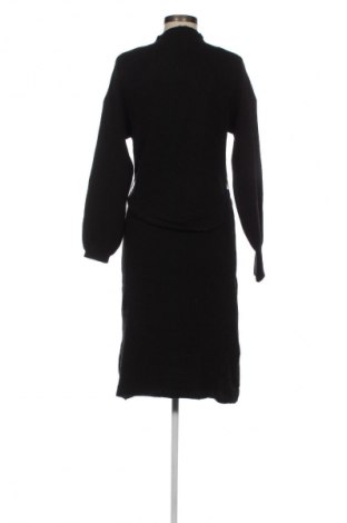 Kleid ONLY, Größe L, Farbe Schwarz, Preis 13,99 €