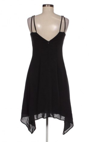 Kleid Reserved, Größe S, Farbe Schwarz, Preis 16,99 €