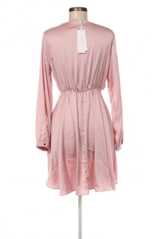 Kleid Rinascimento, Größe M, Farbe Rosa, Preis 33,99 €