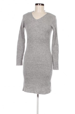 Kleid Seppala, Größe S, Farbe Grau, Preis 9,49 €