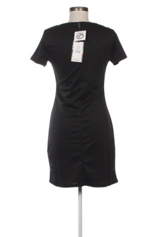 Kleid Smash, Größe M, Farbe Mehrfarbig, Preis 15,49 €