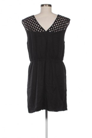 Kleid Vero Moda, Größe L, Farbe Schwarz, Preis € 13,84