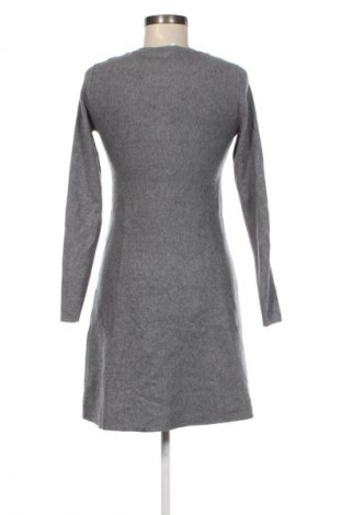 Kleid Vero Moda, Größe XS, Farbe Grau, Preis € 5,99