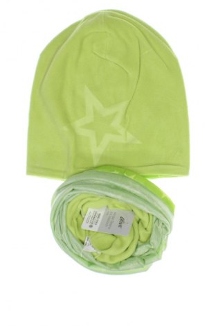 Шапка с шал Alive, Цвят Зелен, Цена 18,90 лв.