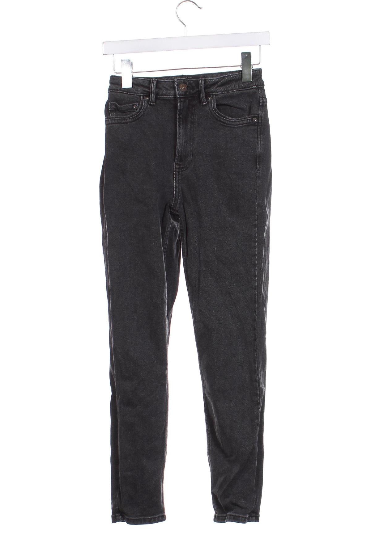 Damen Jeans Stradivarius, Größe XS, Farbe Schwarz, Preis 14,83 €