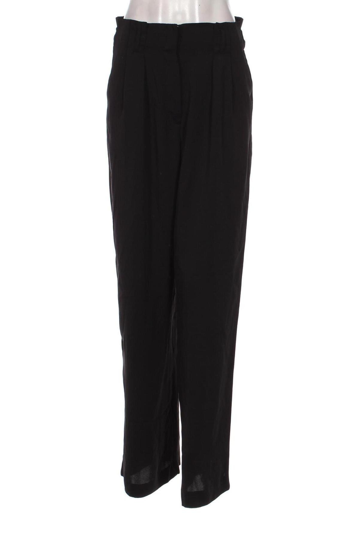 Pantaloni de femei Bershka, Mărime M, Culoare Negru, Preț 44,99 Lei