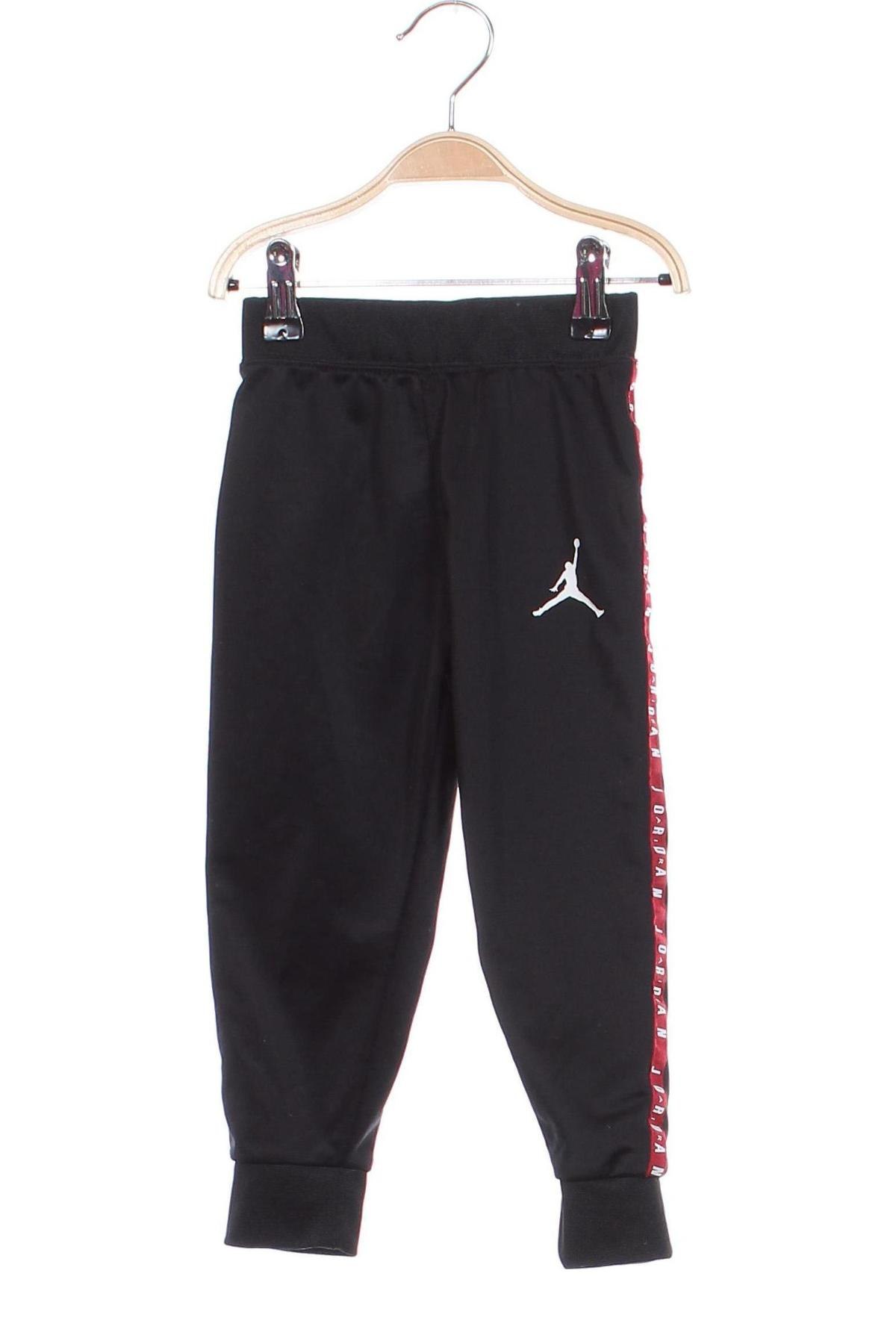 Kinder Sporthose Air Jordan Nike, Größe 18-24m/ 86-98 cm, Farbe Schwarz, Preis 47,79 €