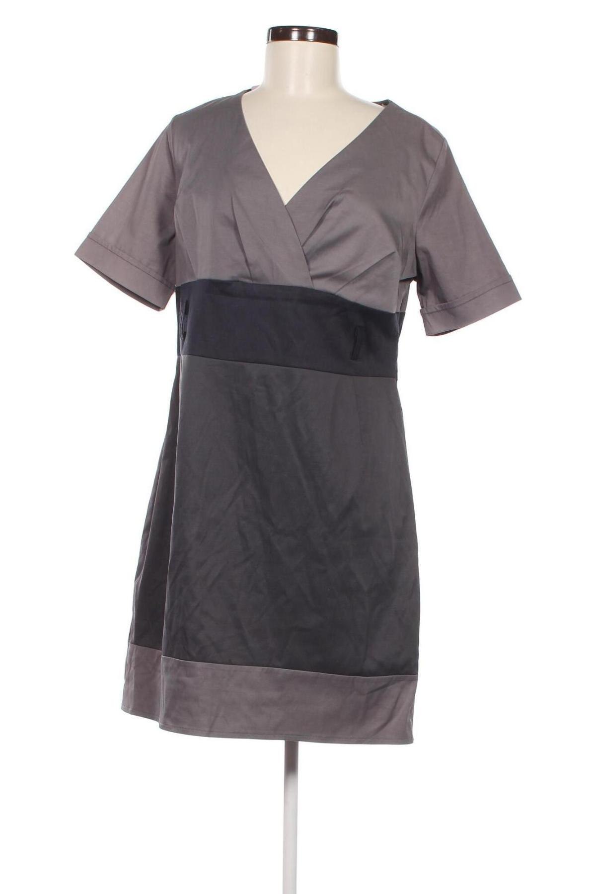 Kleid, Größe XL, Farbe Grau, Preis 9,49 €