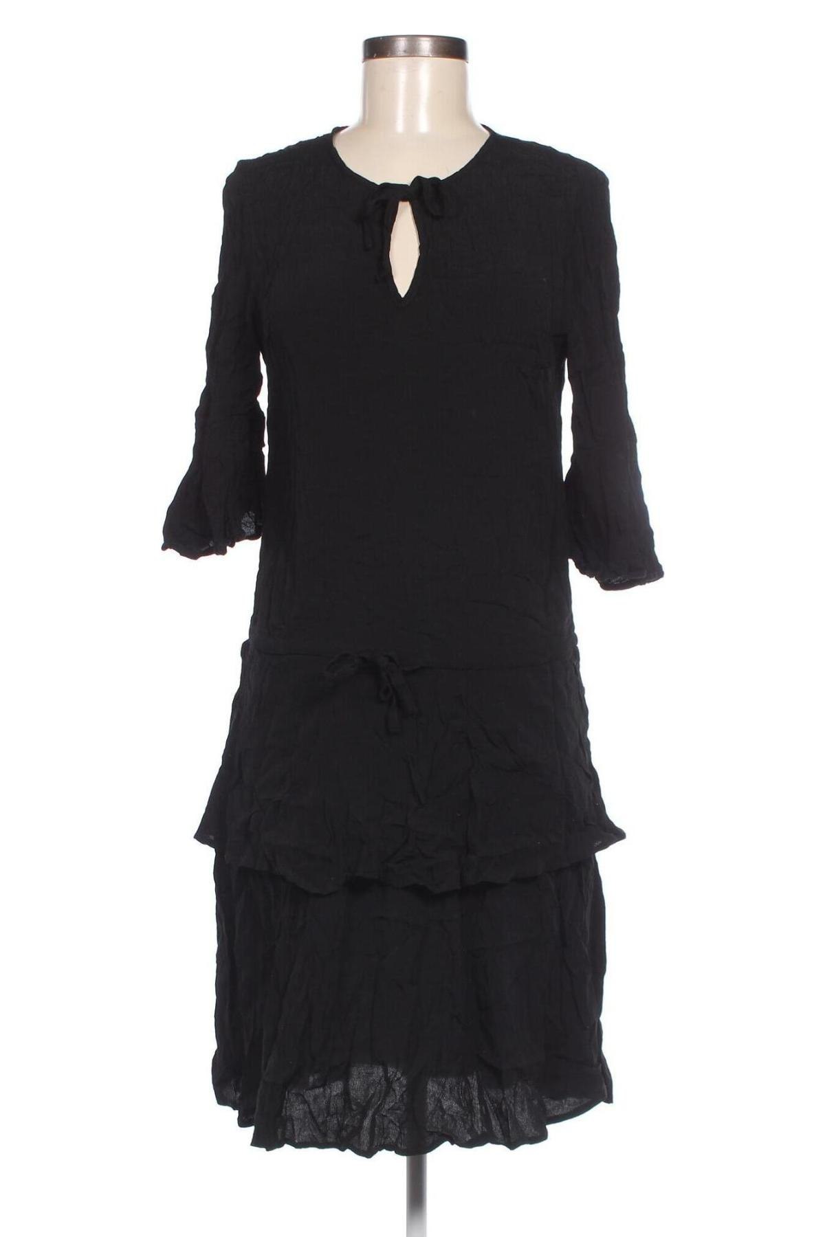 Rochie Free Quent, Mărime S, Culoare Negru, Preț 25,99 Lei