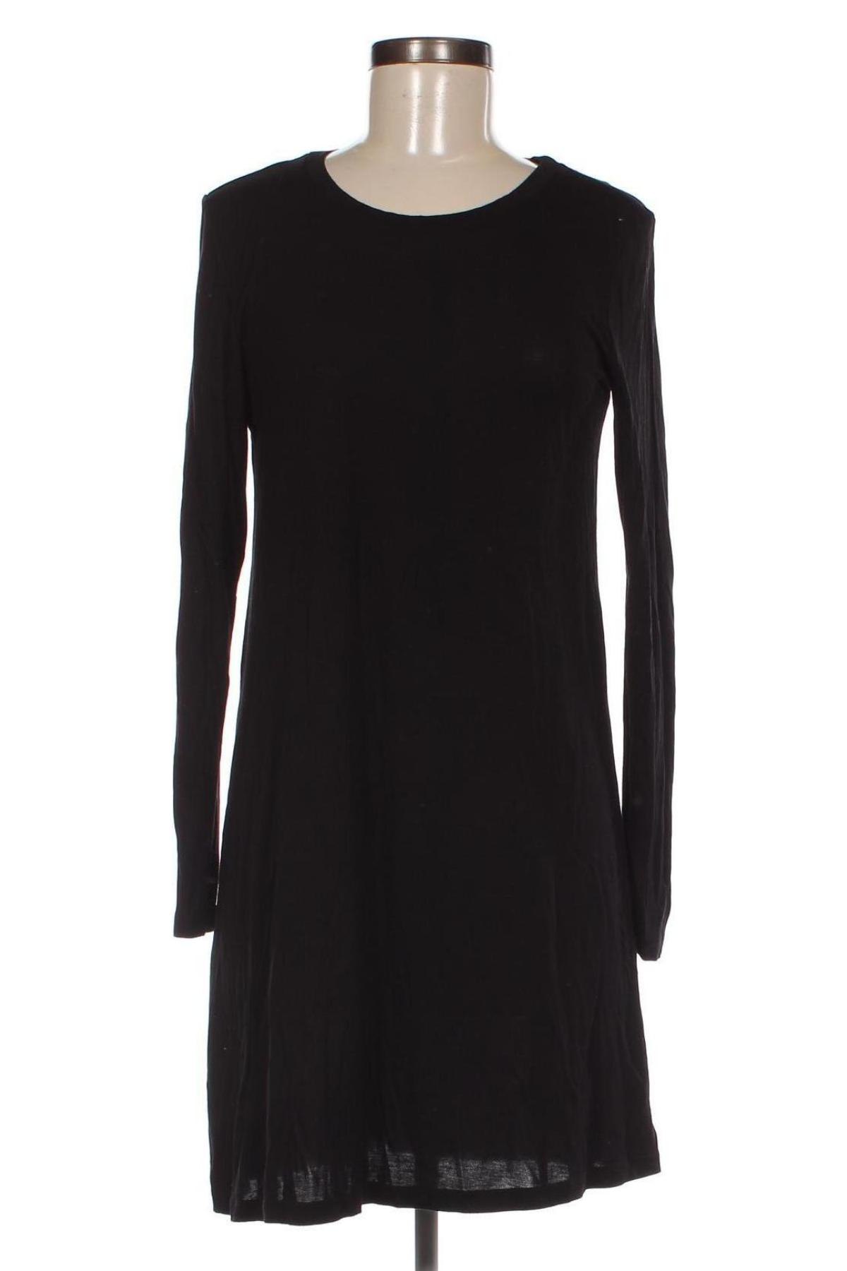 Rochie H&M, Mărime S, Culoare Negru, Preț 33,99 Lei