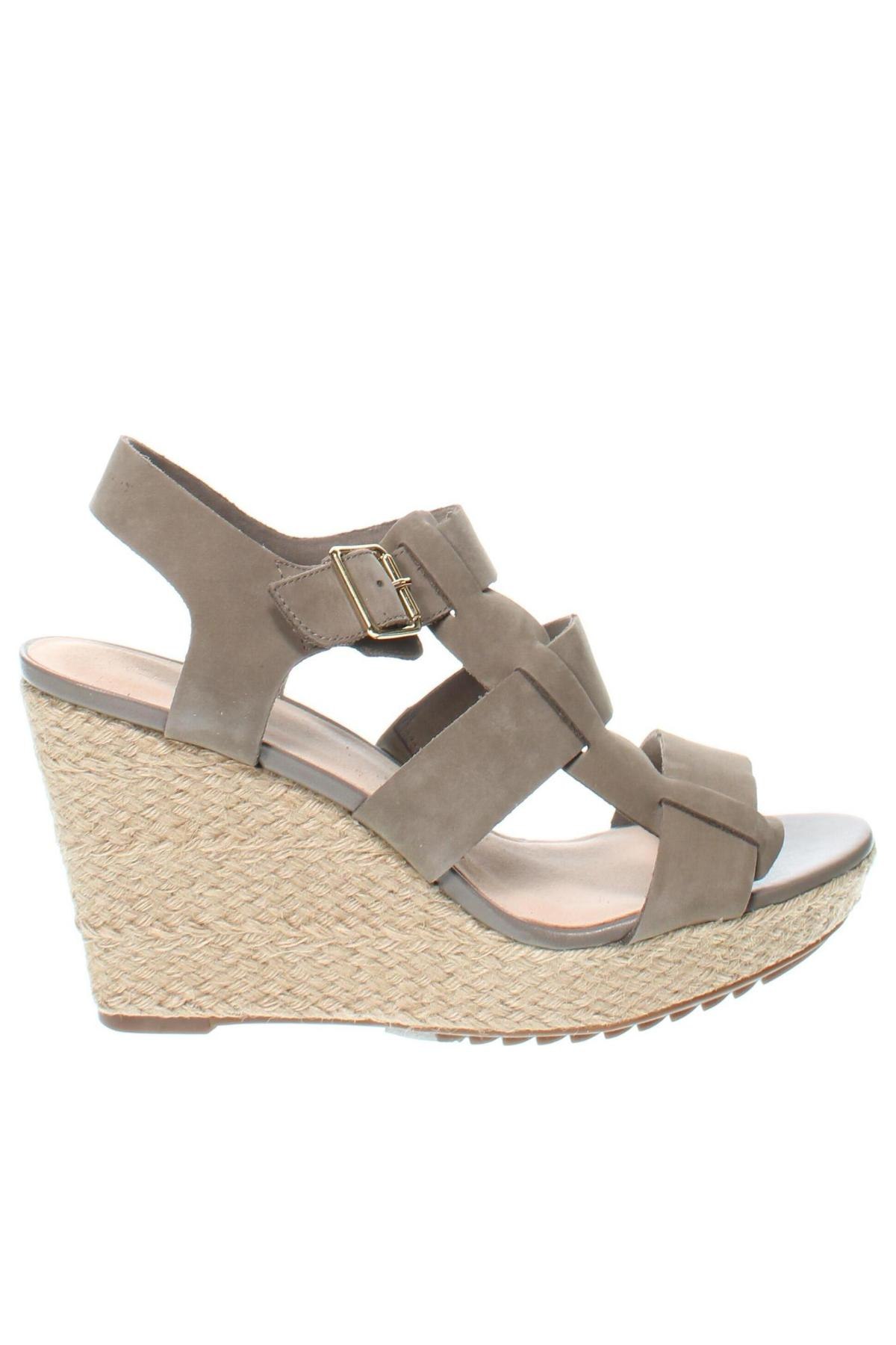 Sandale Clarks, Mărime 40, Culoare Gri, Preț 234,08 Lei