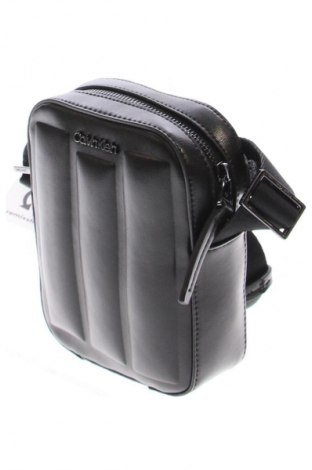 Torebka Calvin Klein, Kolor Czarny, Cena 492,99 zł