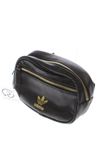 Saszetka do pasa Adidas, Kolor Czarny, Cena 209,31 zł
