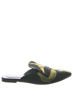 Papuci Unbranded, Mărime 40, Culoare Multicolor, Preț 147,99 Lei