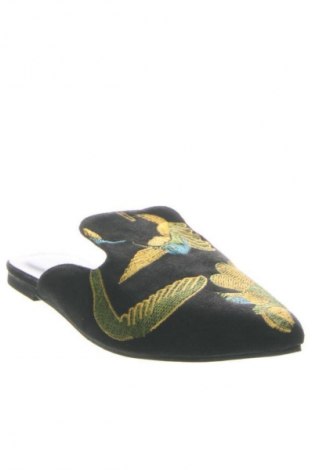 Papuci Unbranded, Mărime 40, Culoare Multicolor, Preț 147,99 Lei
