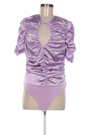 Damska bluzka-body Boohoo, Rozmiar M, Kolor Fioletowy, Cena 101,99 zł
