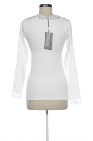 Damen Shirt Culture, Größe M, Farbe Weiß, Preis 53,99 €