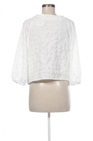 Γυναικεία μπλούζα Design By Kappahl, Μέγεθος M, Χρώμα Λευκό, Τιμή 21,99 €
