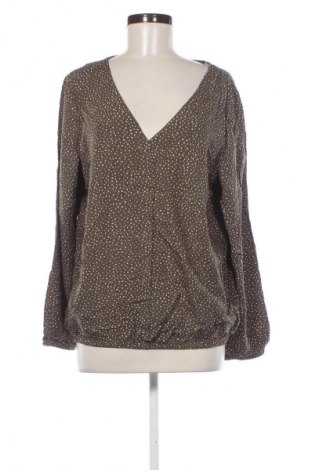 Дамска блуза Edc By Esprit, Размер XL, Цвят Многоцветен, Цена 34,99 лв.