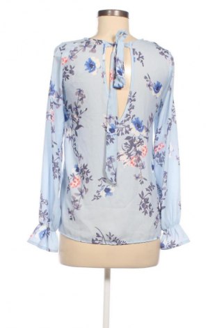 Damen Shirt Gina Tricot, Größe M, Farbe Mehrfarbig, Preis 10,24 €