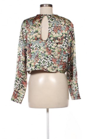 Γυναικεία μπλούζα H&M, Μέγεθος M, Χρώμα Πολύχρωμο, Τιμή 12,99 €