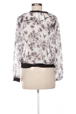 Dámská halenka H&M Divided, Velikost M, Barva Vícebarevné, Cena  309,00 Kč