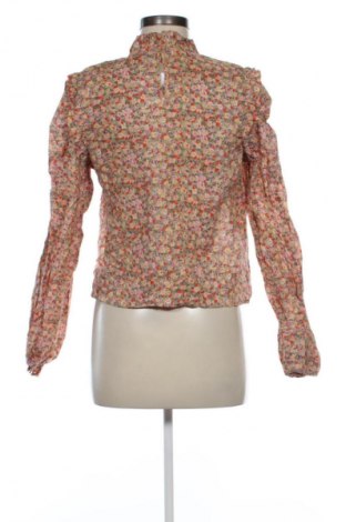 Damen Shirt NA-KD, Größe S, Farbe Mehrfarbig, Preis 23,99 €