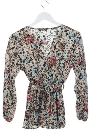 Дамска блуза NEW COLLECTION, Размер XS, Цвят Многоцветен, Цена 34,99 лв.