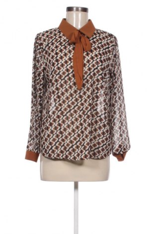 Damen Shirt NEW COLLECTION, Größe M, Farbe Mehrfarbig, Preis 17,39 €