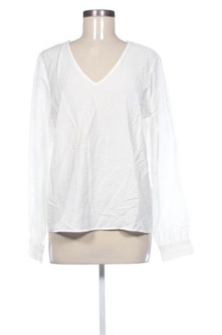 Damen Shirt Object, Größe M, Farbe Weiß, Preis 53,99 €