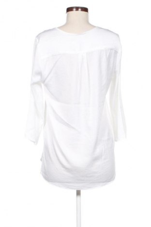 Damen Shirt Stradivarius, Größe M, Farbe Weiß, Preis € 10,99