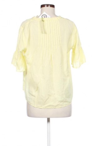 Damen Shirt United Colors Of Benetton, Größe M, Farbe Gelb, Preis € 31,71