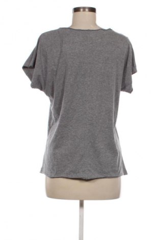 Γυναικείο t-shirt Kiss, Μέγεθος M, Χρώμα Γκρί, Τιμή 10,99 €